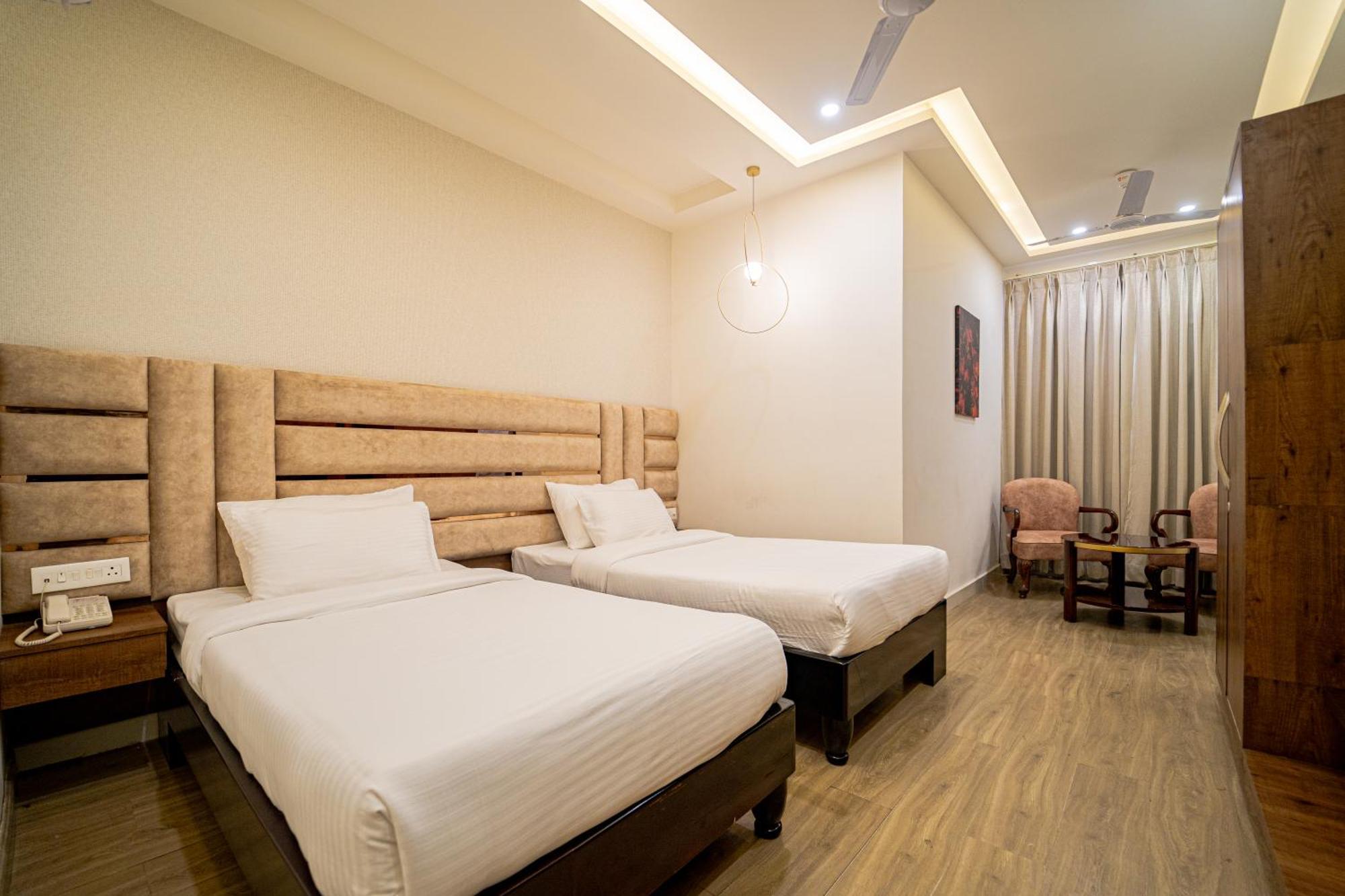 Pink Mango A Boutique Hotel Hisar ภายนอก รูปภาพ