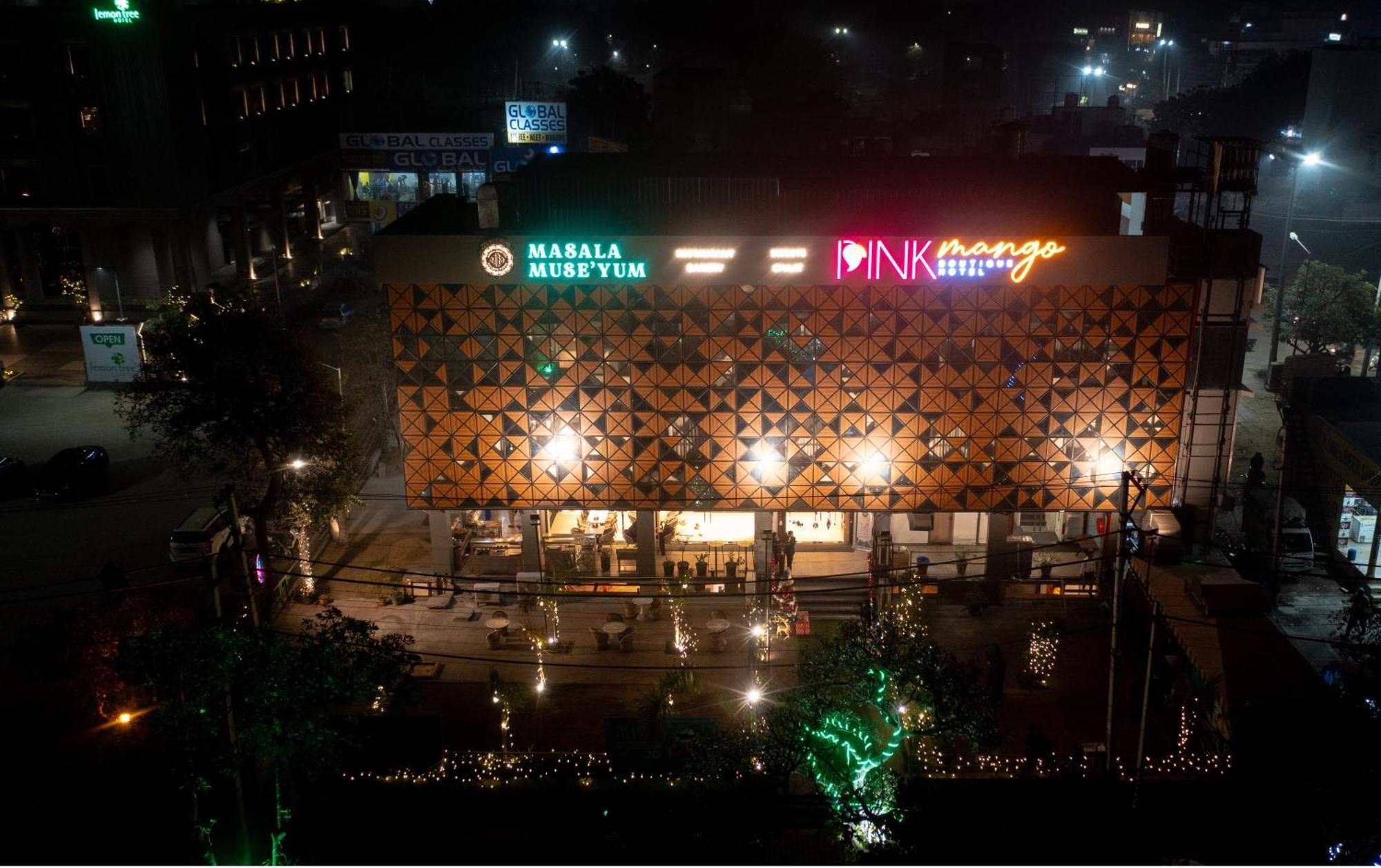 Pink Mango A Boutique Hotel Hisar ภายนอก รูปภาพ