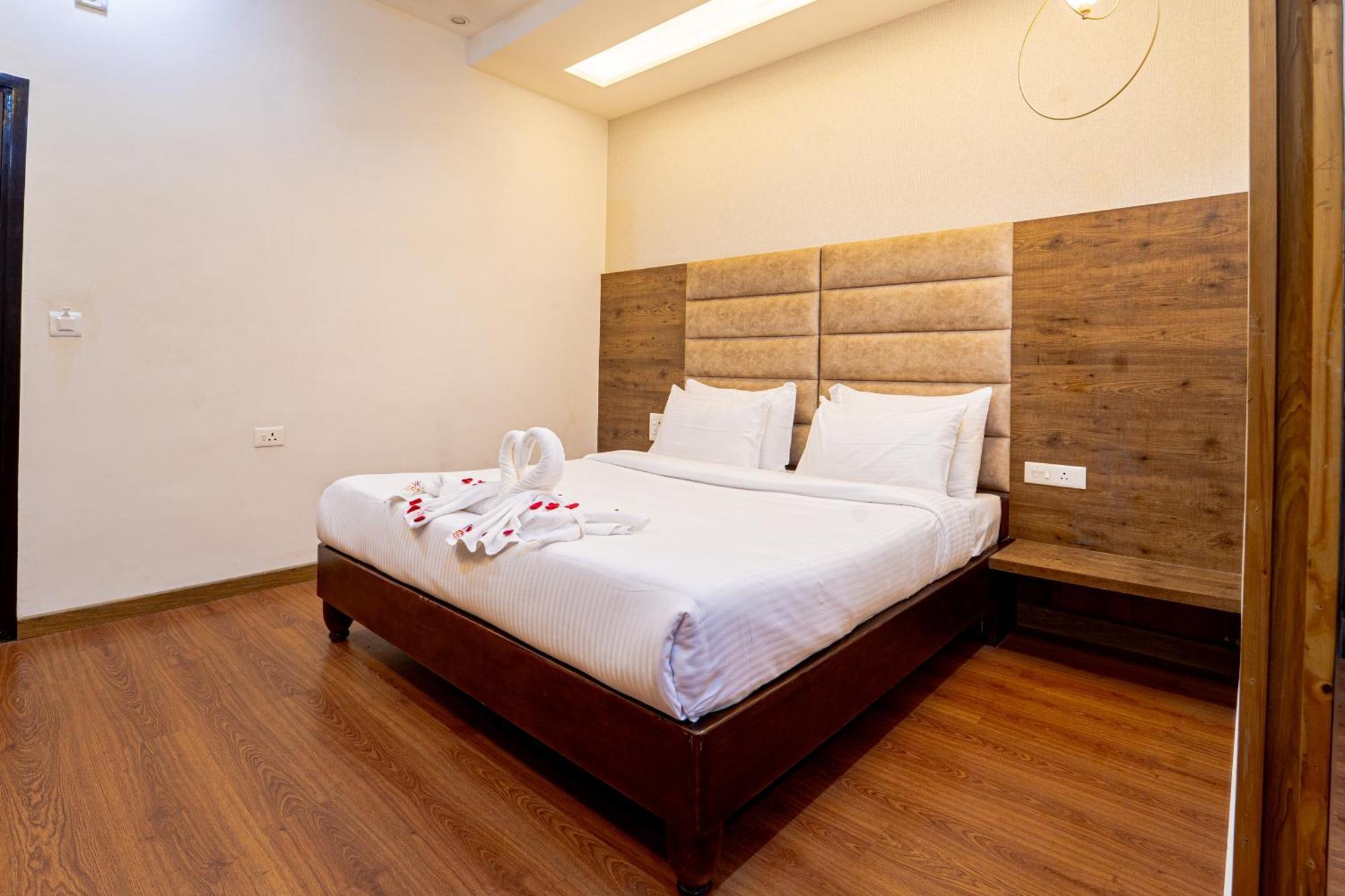 Pink Mango A Boutique Hotel Hisar ภายนอก รูปภาพ